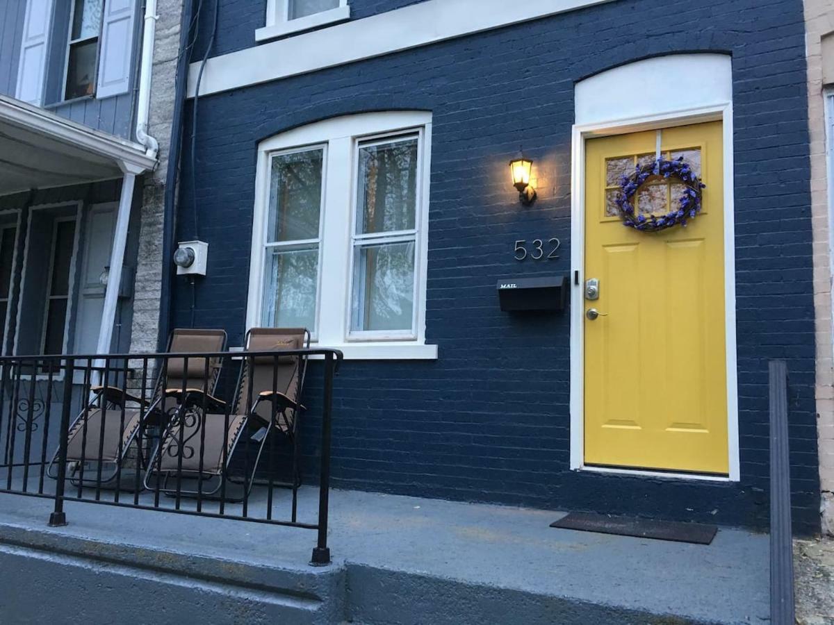 Charming Home In Friendly Neighborhood 랭커스터 외부 사진